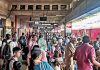 पुण्यात रेल्वेची वाहतूक पूर्वपदावर, रुळावरून घसरल्याच्या चौकशी अहवालाला महिनाभर लागू शकतो