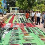 नांदेडमध्ये 4,796 धारदार शस्त्रे जप्त, महाराष्ट्रातील एका दिवसातील सर्वात मोठा शस्त्रसाठा जप्त