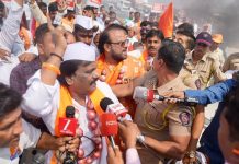 विरोधकांना आणि शेतकऱ्यांना आता शेती कर्जमाफी हवी आहे, मुख्यमंत्र्यांच्या चर्चेला डोळेझाक म्हणा