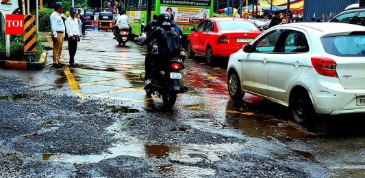 भव्य सायकल टूर मार्गांवर खड्डे दिसू लागल्याने कार्यकर्त्यांनी ऑडिटची मागणी केली | पुणे बातम्या